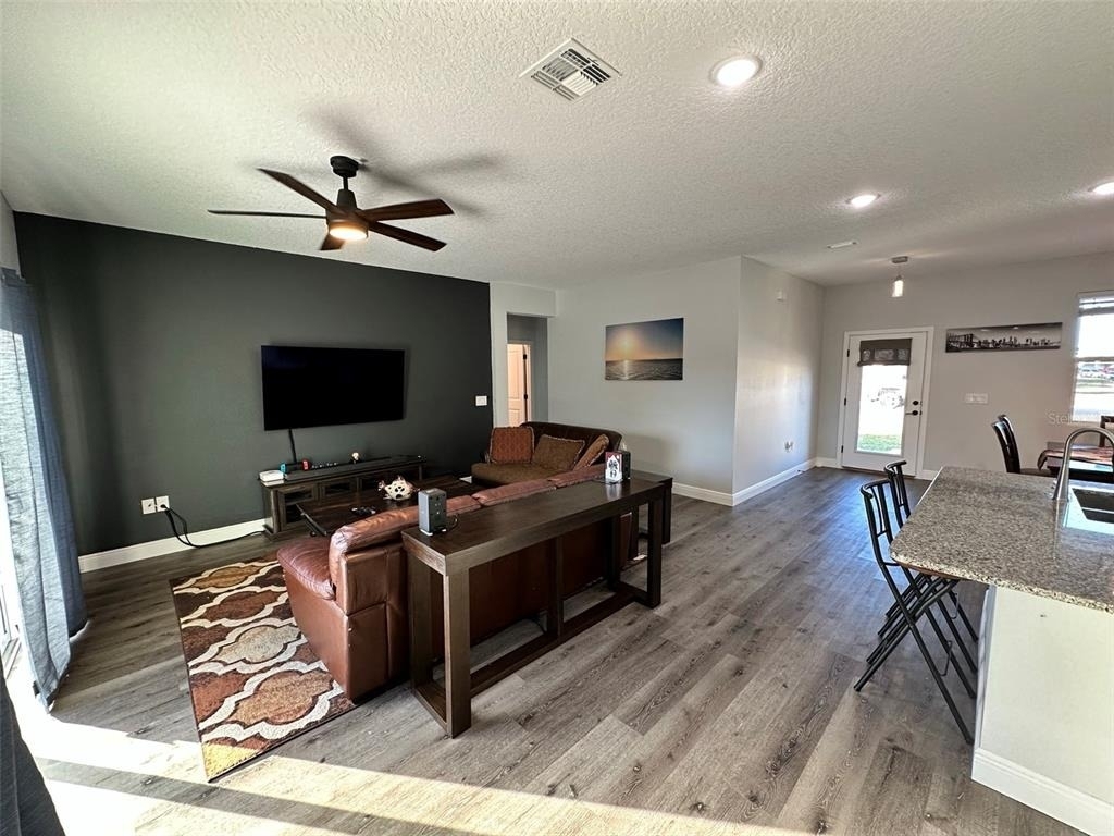 1361 Sacramento Street - Photo 9