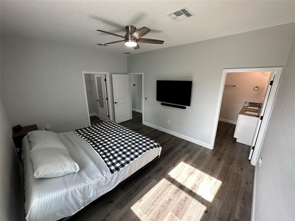 1361 Sacramento Street - Photo 11