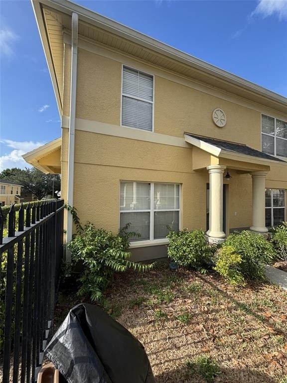 240 Hardcastle Place - Photo 1