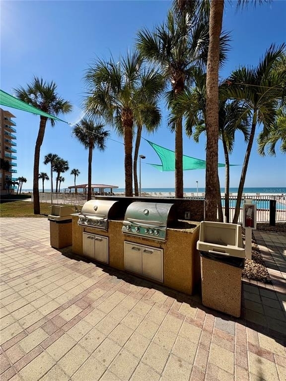 880 Mandalay Avenue - Photo 20