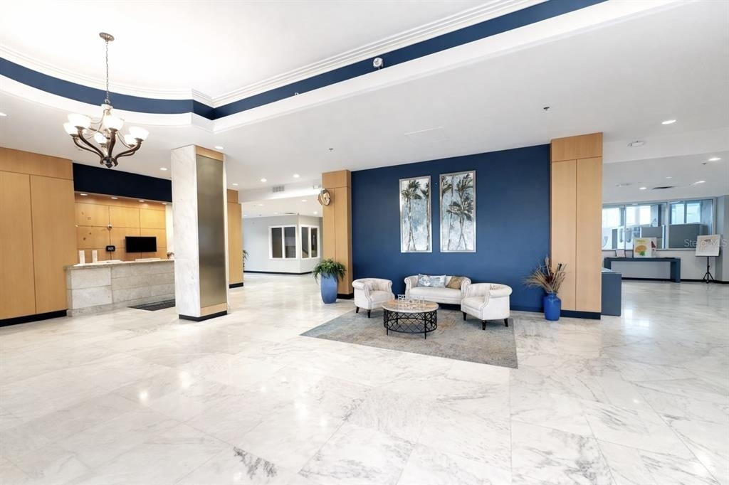 880 Mandalay Avenue - Photo 15