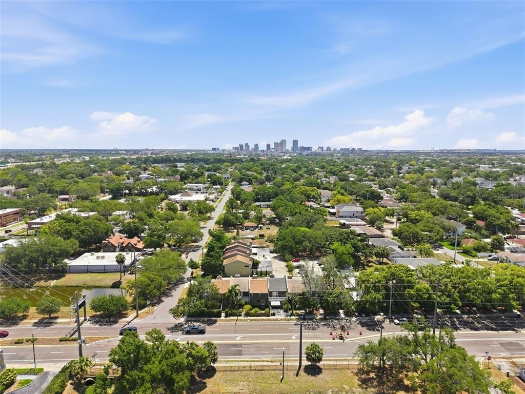 727 N Himes Avenue - Photo 49