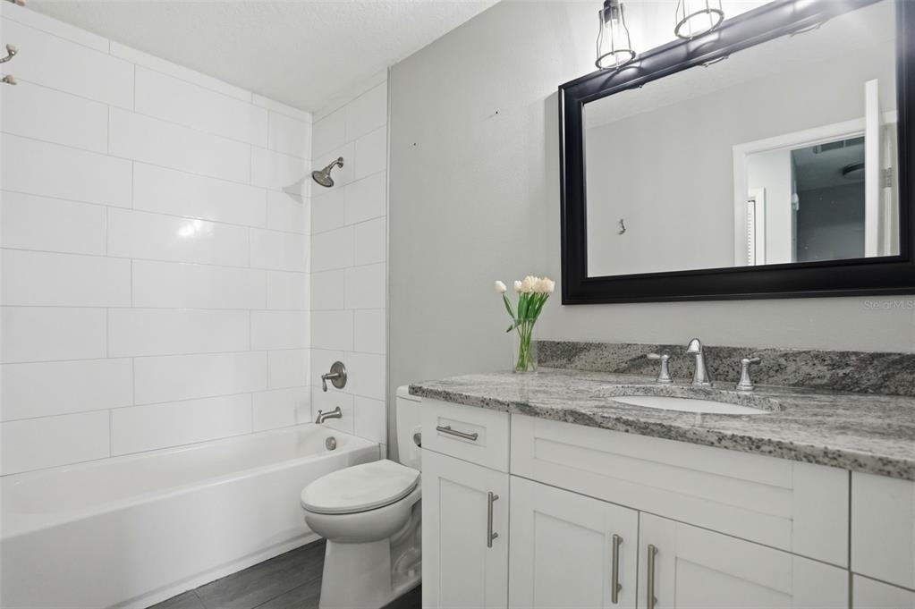 727 N Himes Avenue - Photo 33