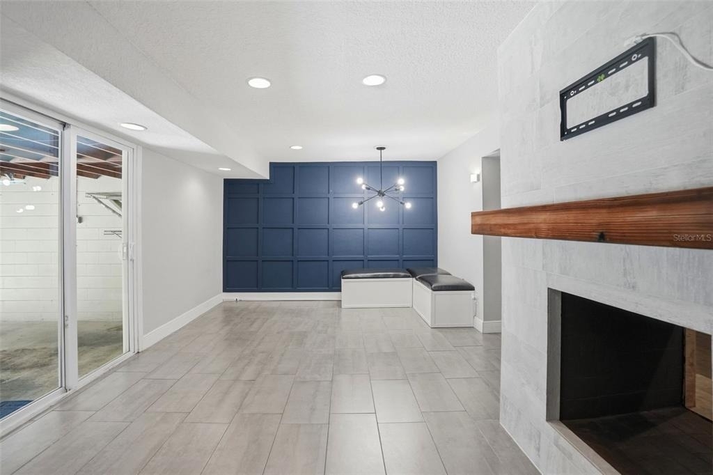 727 N Himes Avenue - Photo 38