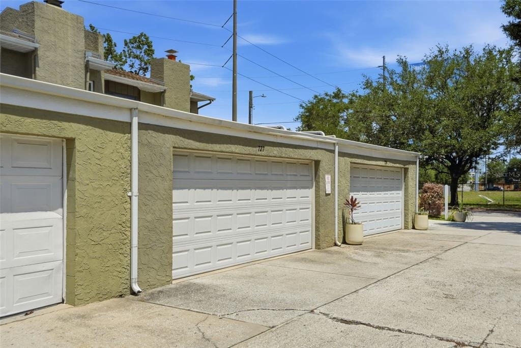 727 N Himes Avenue - Photo 41