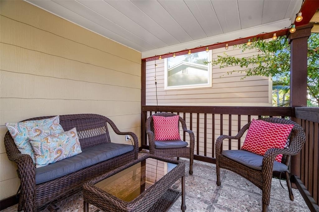826 11th Avenue S - Photo 1