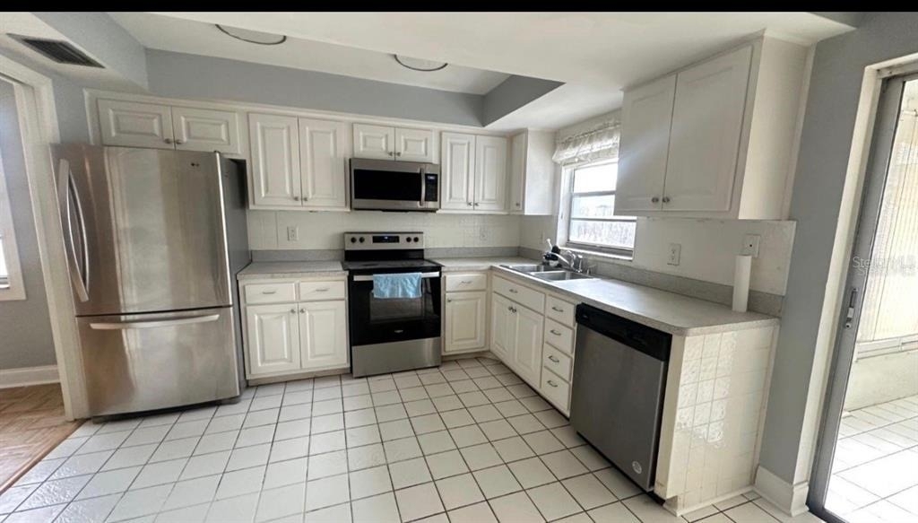 2380 Timbercrest Circle W - Photo 1