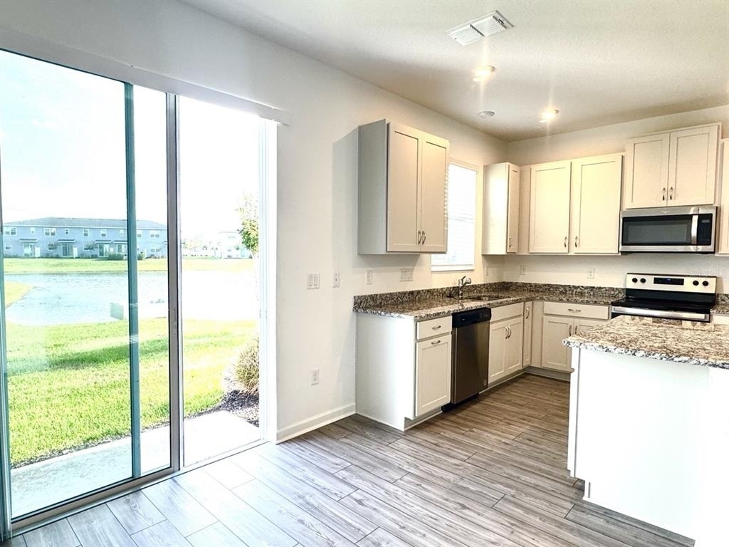 1025 Spring Palms Loop - Photo 3