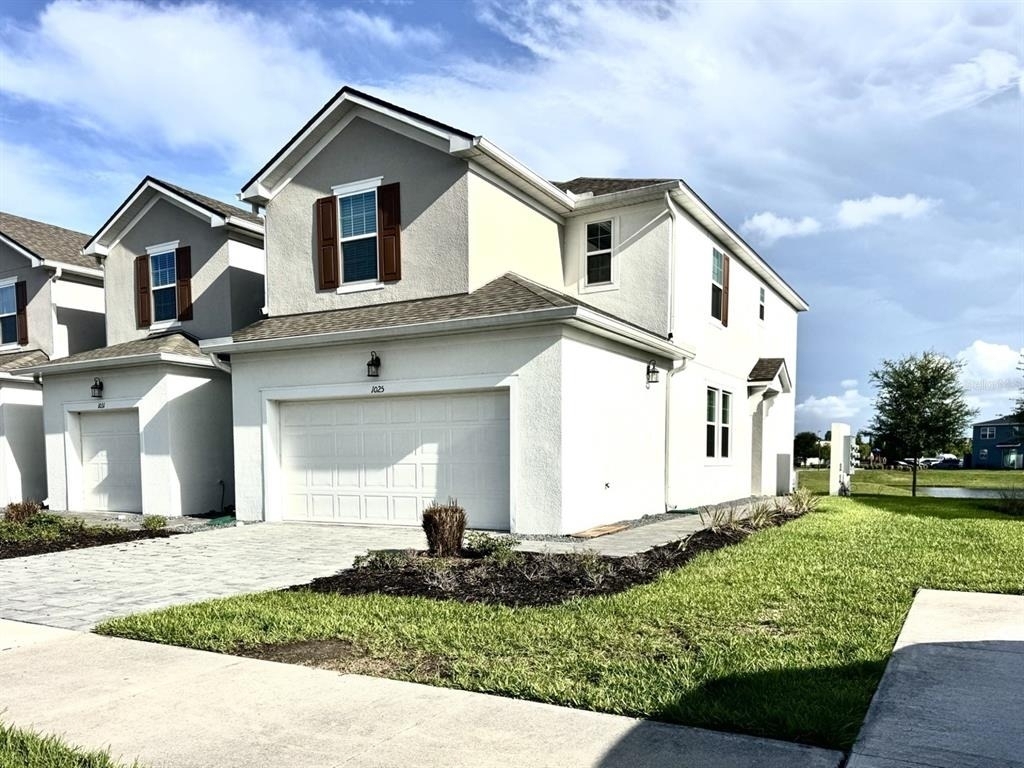 1025 Spring Palms Loop - Photo 1