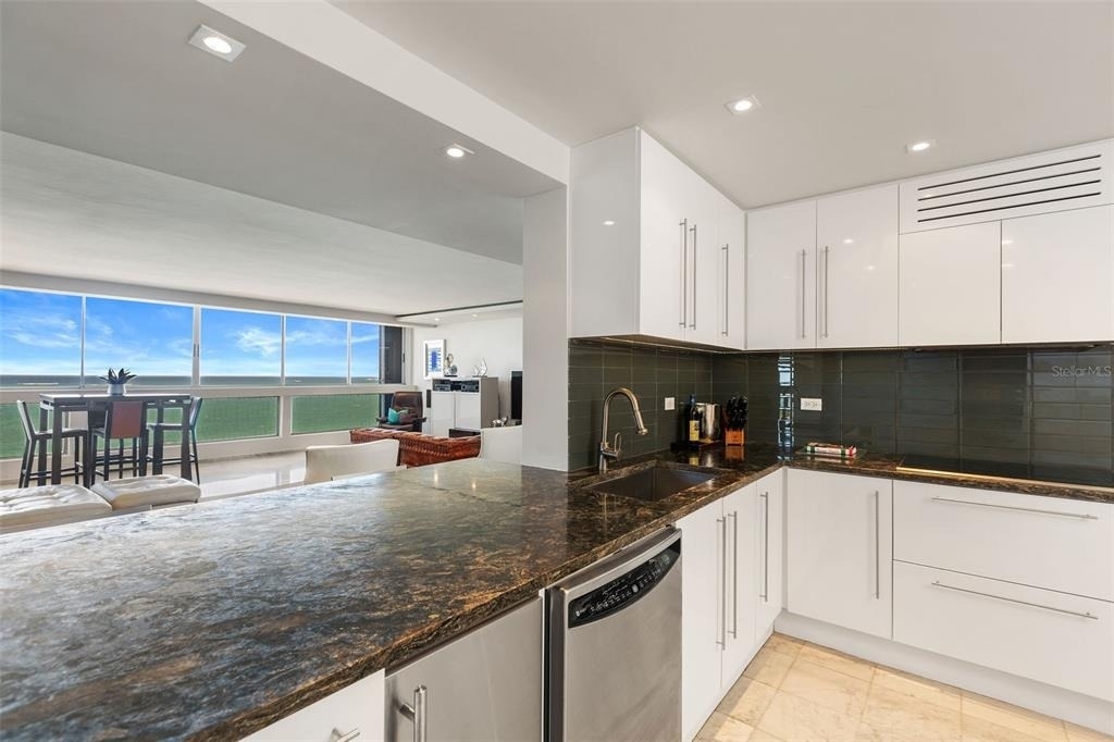 Plaza Atlantico Ave Isla Verde - Photo 10