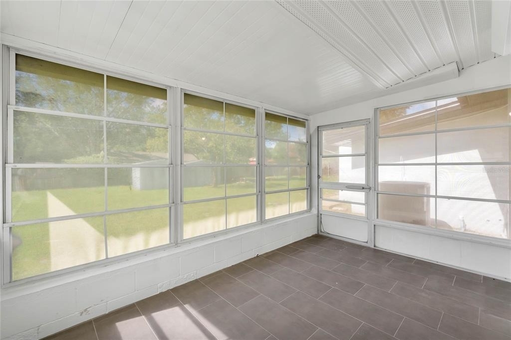 448 Ridge Drive - Photo 10