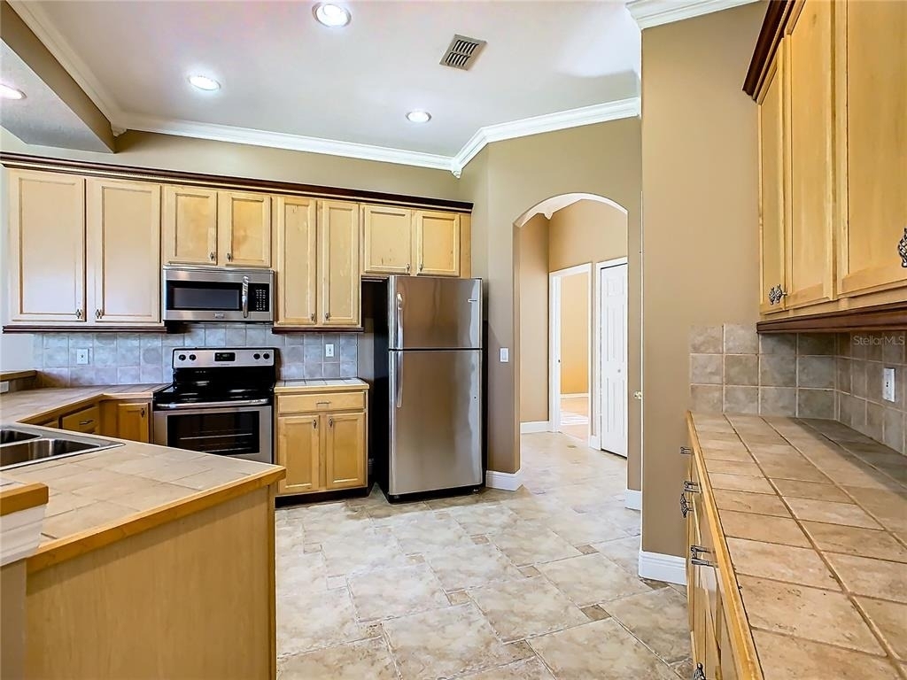 4925 Brightmour Circle - Photo 16