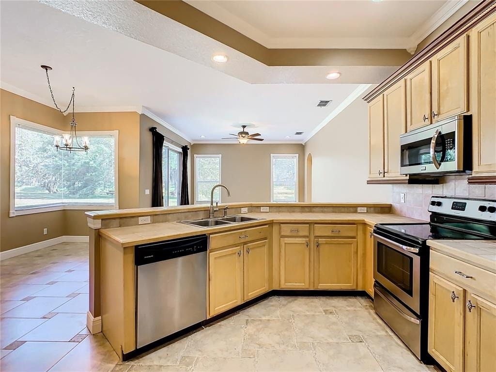 4925 Brightmour Circle - Photo 19