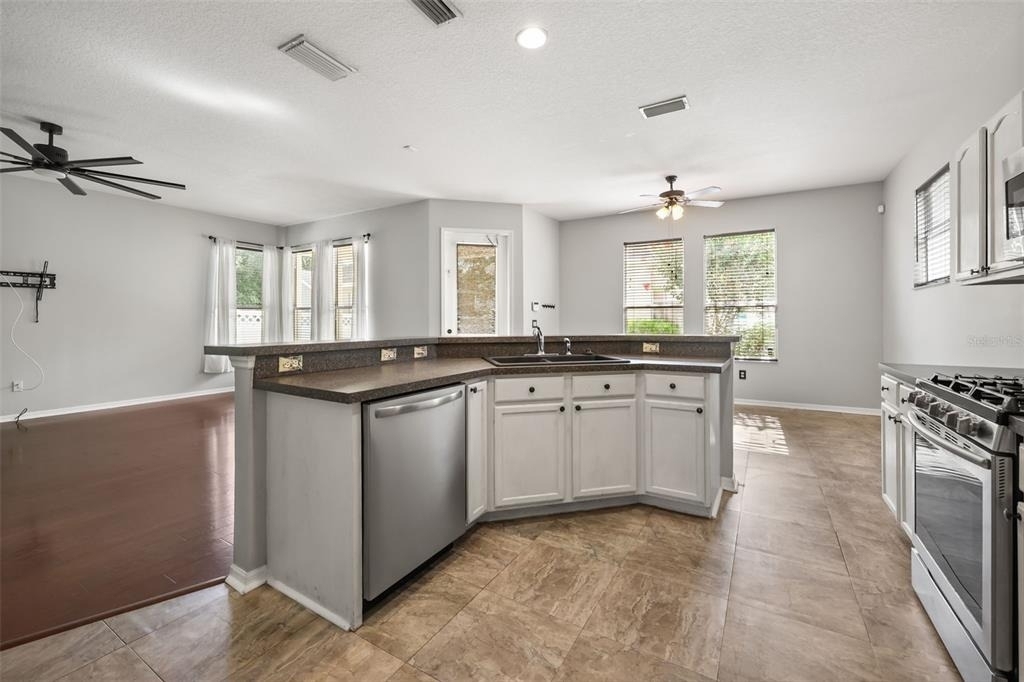 6759 Pasturelands Place - Photo 12
