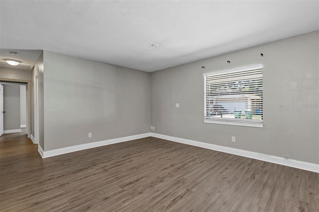 16 Eaton Street - Photo 10