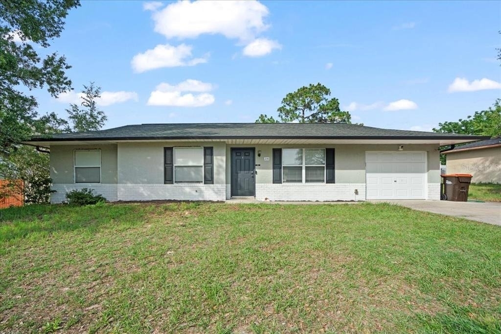 24 Sapphire Way - Photo 0