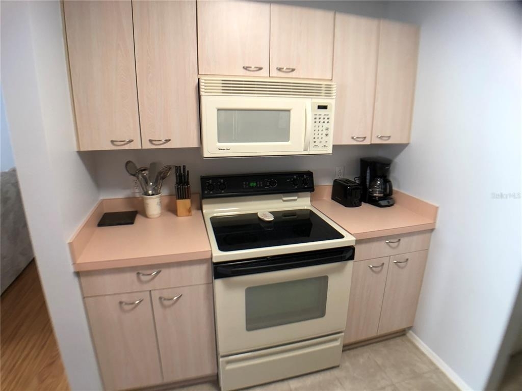705 Villita Lane - Photo 9