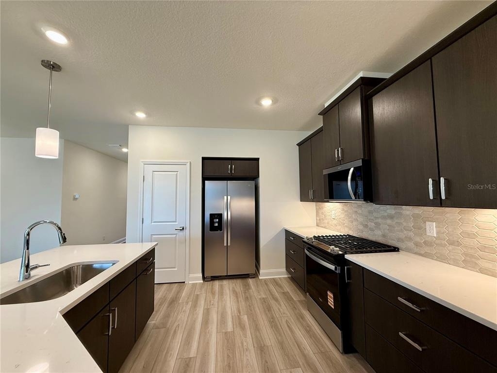 53 Signet Circle - Photo 4