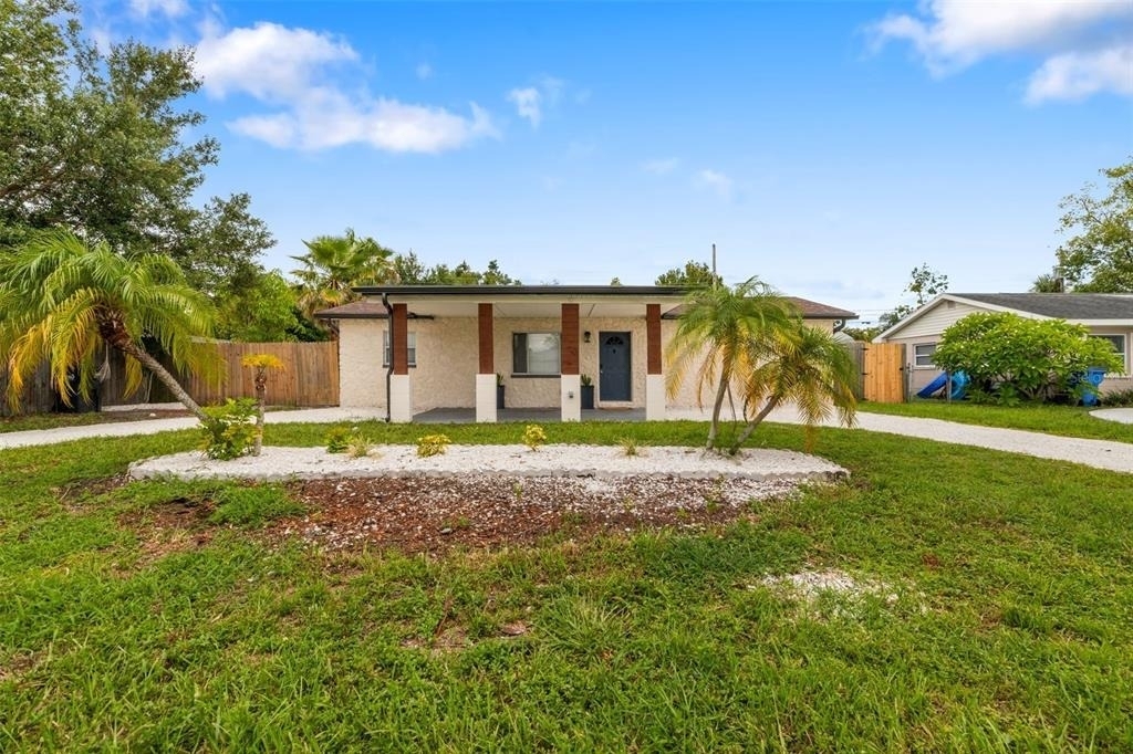 5384 56th Avenue N - Photo 3