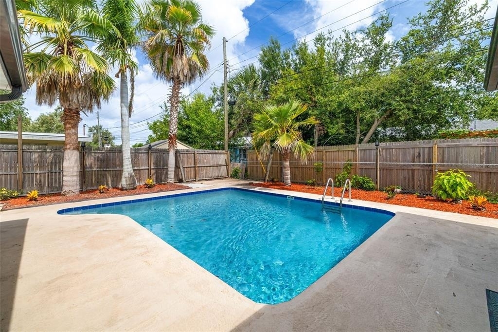 5384 56th Avenue N - Photo 12