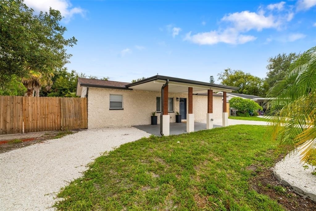 5384 56th Avenue N - Photo 5