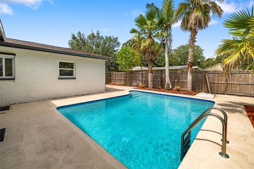5384 56th Avenue N - Photo 9