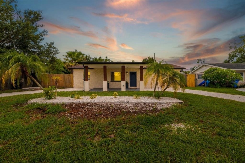 5384 56th Avenue N - Photo 0