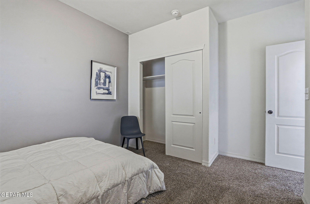 13470 Everingham Street - Photo 11
