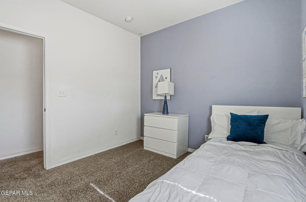 13470 Everingham Street - Photo 6