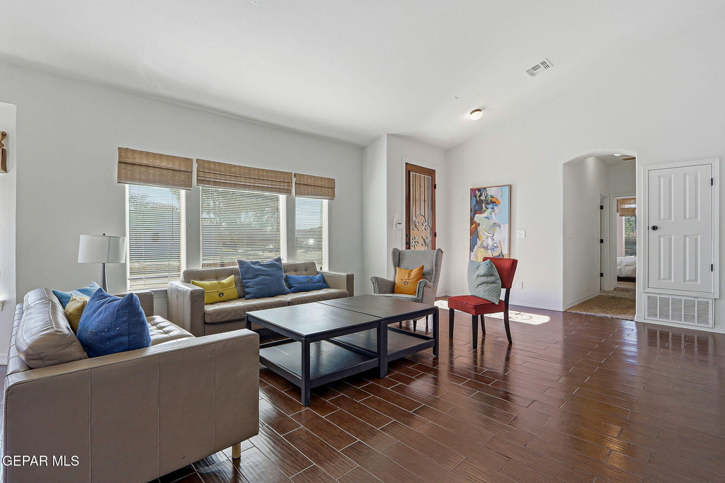 13470 Everingham Street - Photo 13