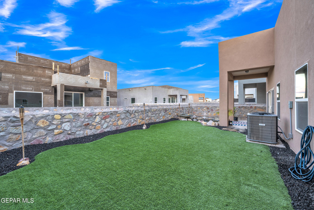 13257 Coldham Street - Photo 1