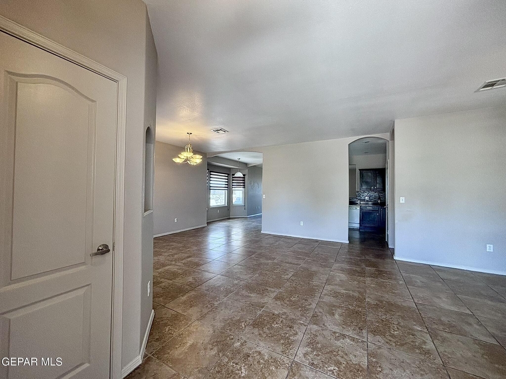 1573 Kenazo Drive - Photo 5