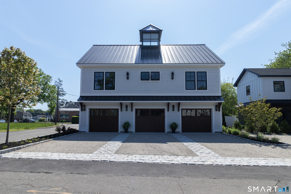650 Main Street - Photo 0