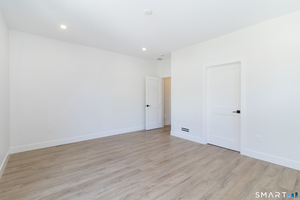 650 Main Street - Photo 26