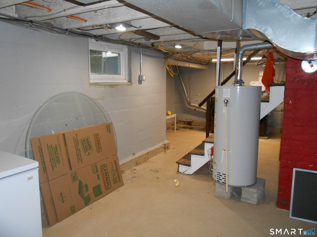 240 Derby Avenue - Photo 38