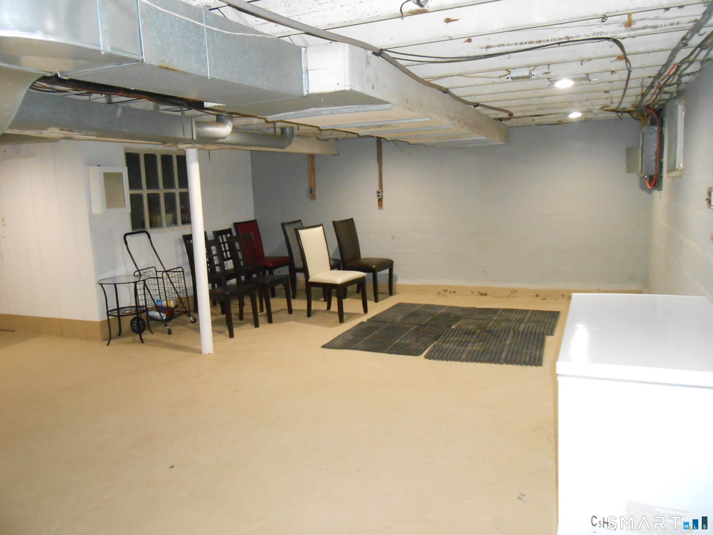 240 Derby Avenue - Photo 34