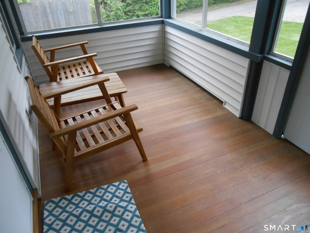 240 Derby Avenue - Photo 25