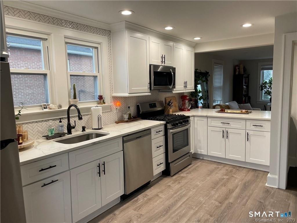 60 Weaver Street - Photo 4