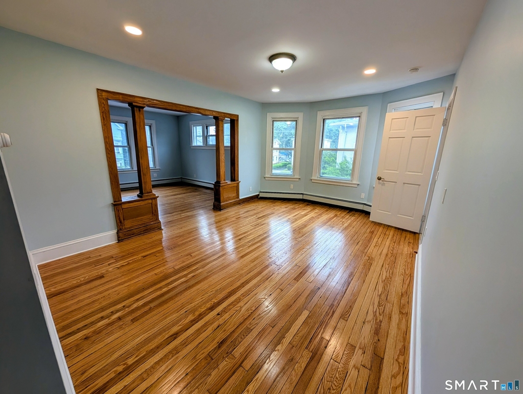 10 Wallace Street - Photo 1