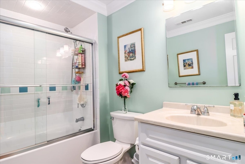 2445 Park Avenue - Photo 19