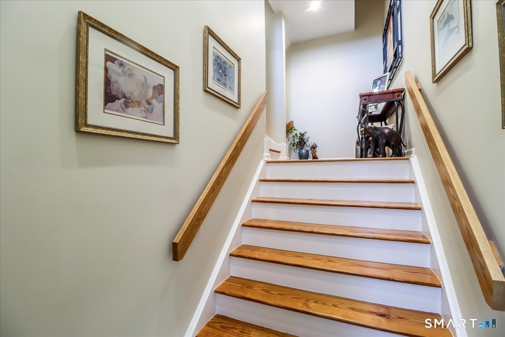 2445 Park Avenue - Photo 21