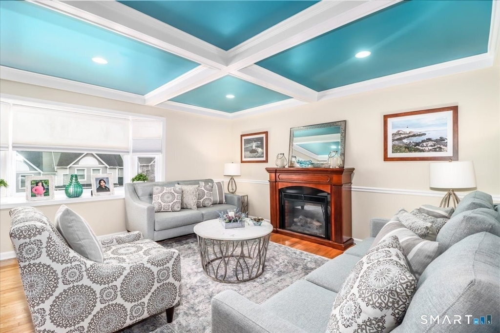 2445 Park Avenue - Photo 1
