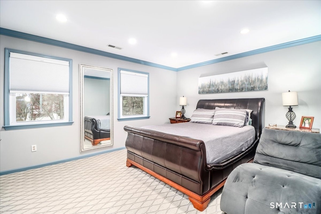 2445 Park Avenue - Photo 13
