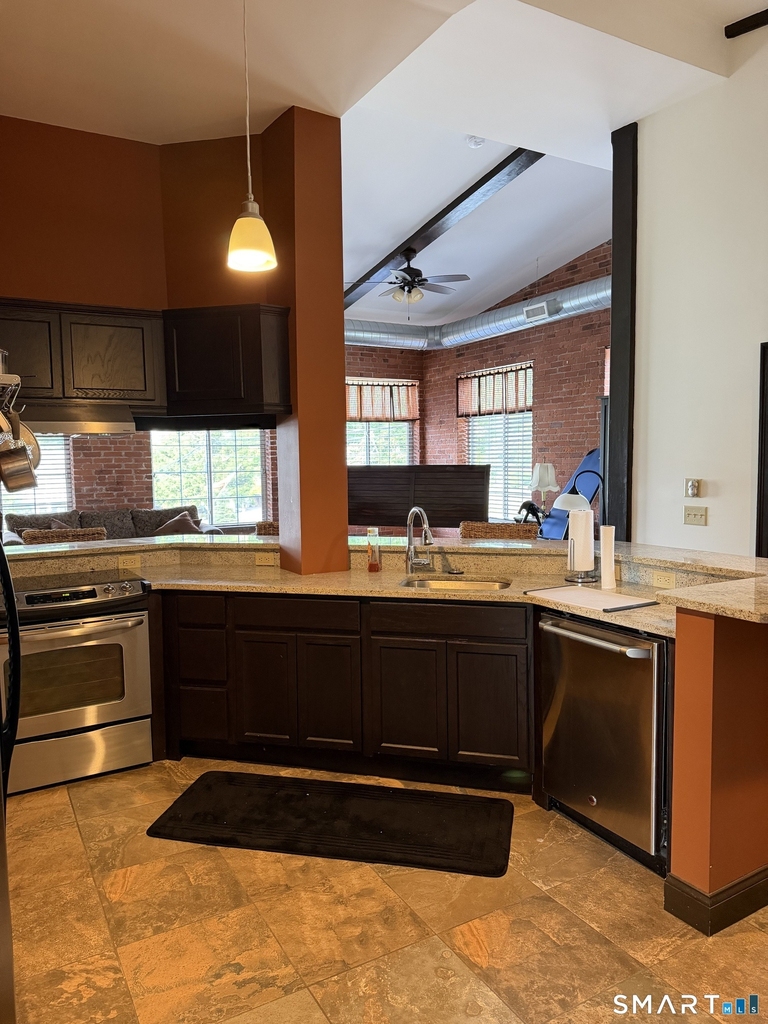 10 Summit Street - Photo 4