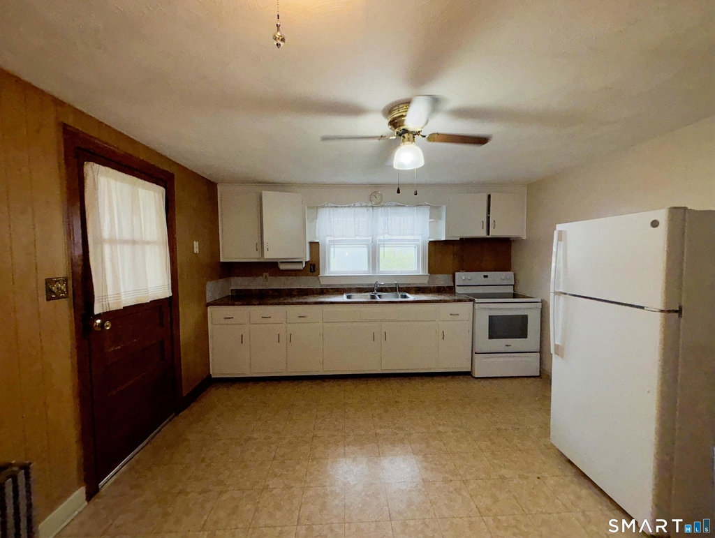 127 Booth Street - Photo 7