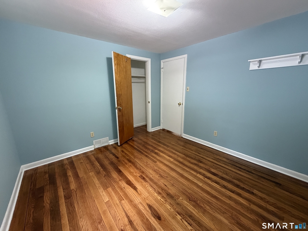 50 Lincoln Avenue - Photo 5