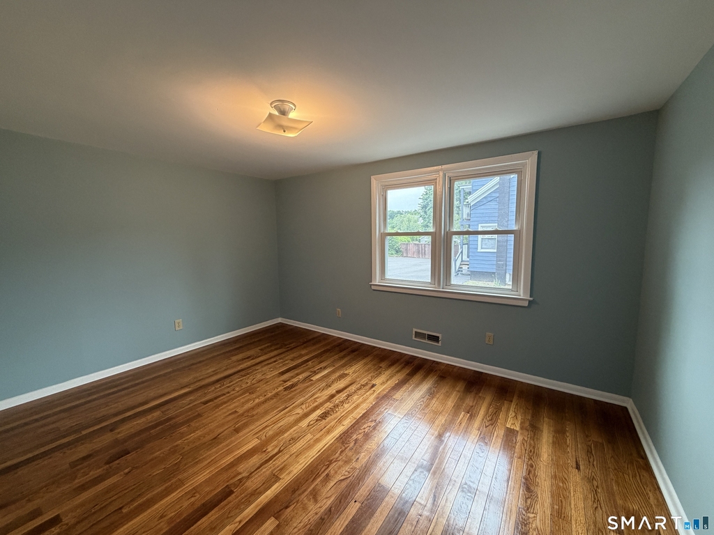 50 Lincoln Avenue - Photo 7