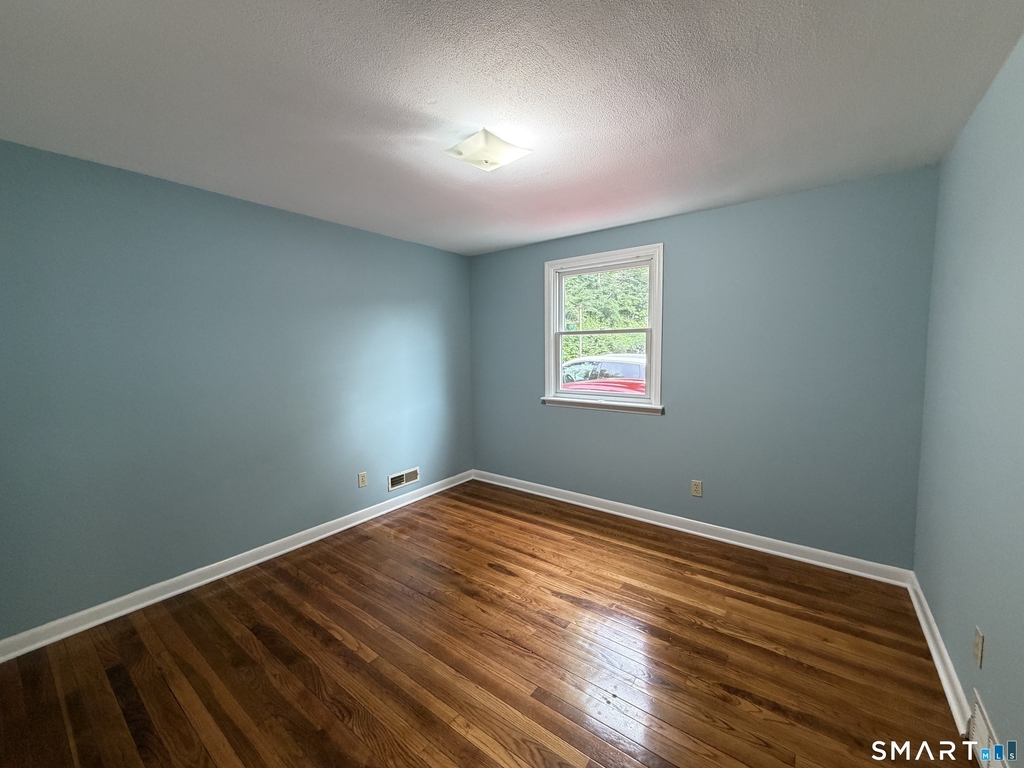50 Lincoln Avenue - Photo 6