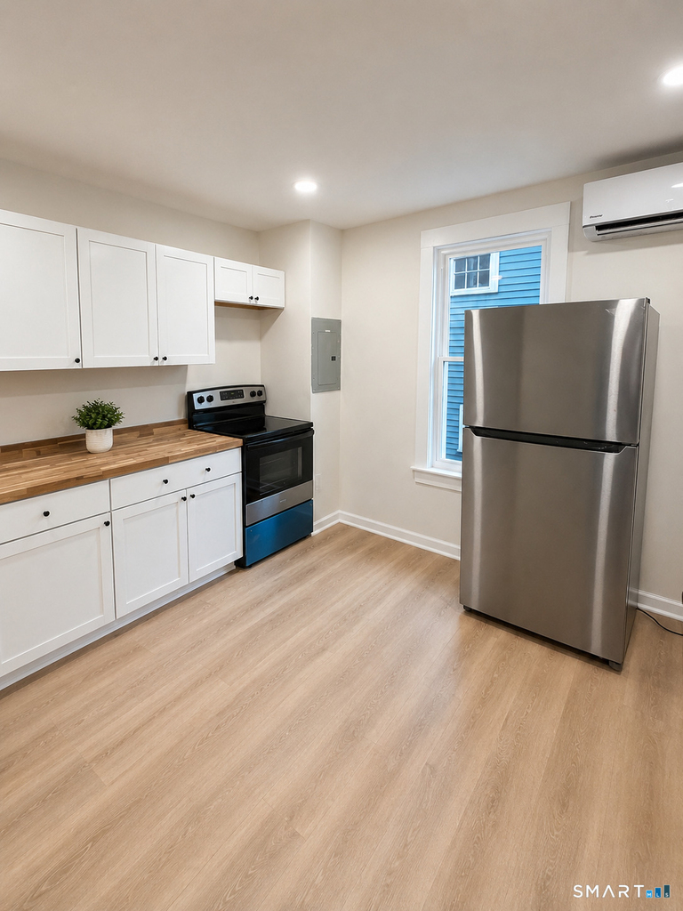 252 Franklin Street - Photo 1