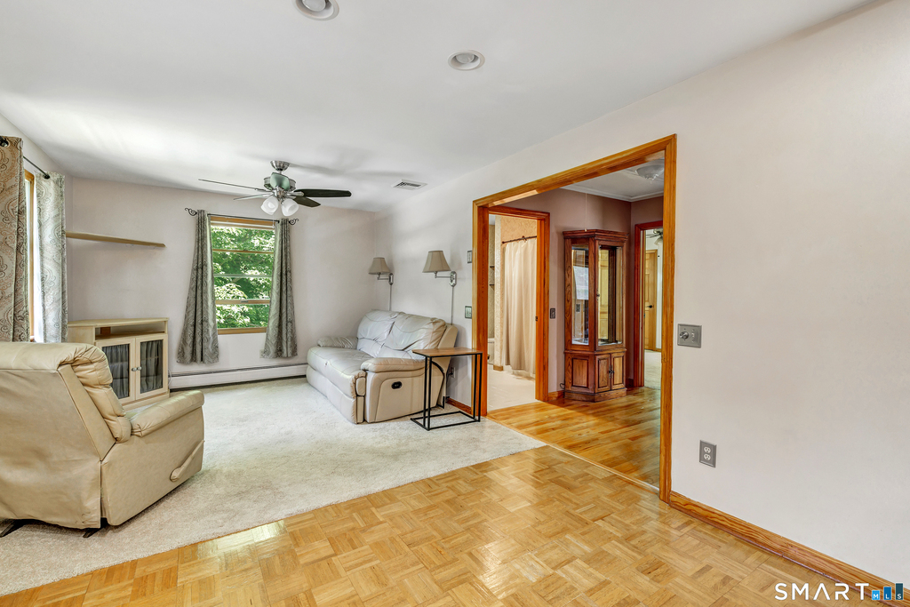 5b Saxony Drive - Photo 7